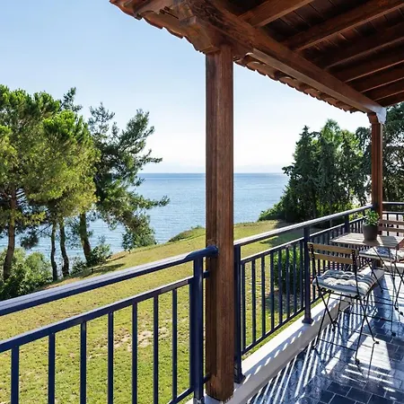 Luna Private Villa