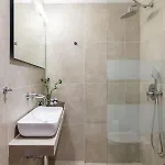 Luna Private * Nea Iraklia